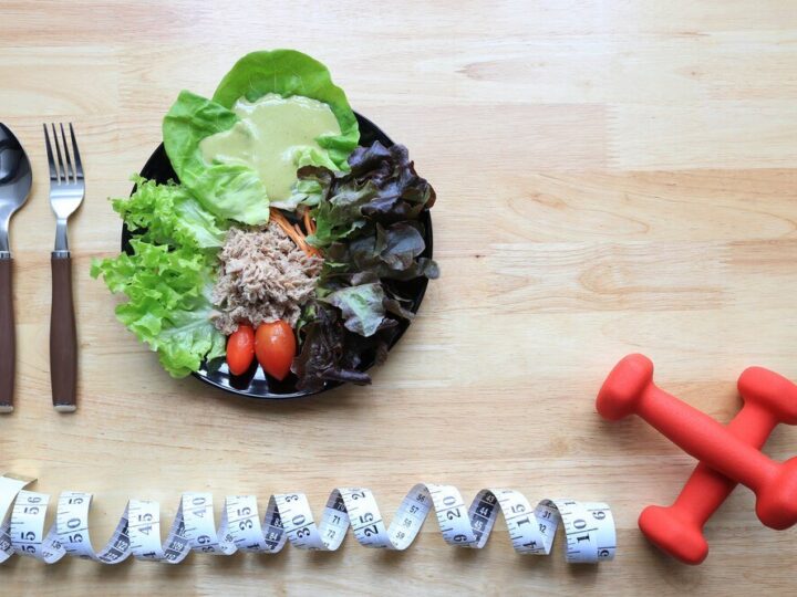 Dieta 1000 kcal: prosty jadłospis na tydzień z trzema posiłkami
