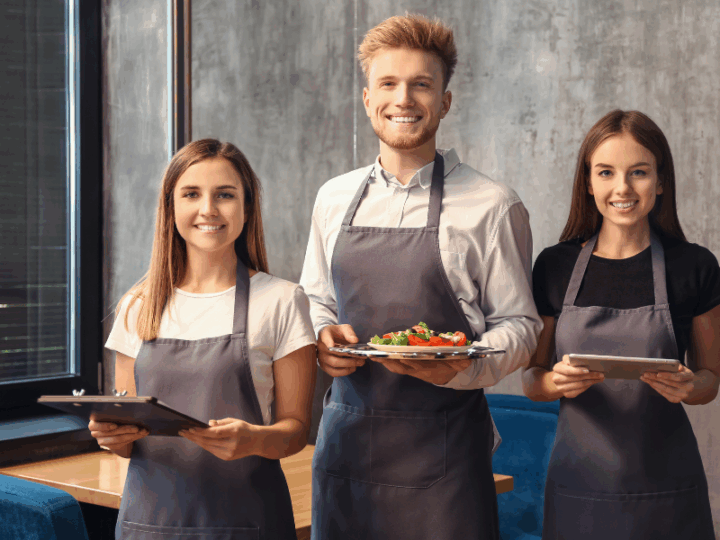 Komfort i elegancja – nowoczesna odzież dla pracowników gastronomii
