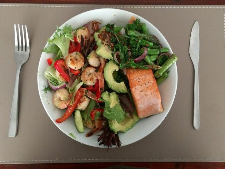 Kolacja dietetyczna: 7 przepisów na zdrową i pyszną kolację do 400 kcal