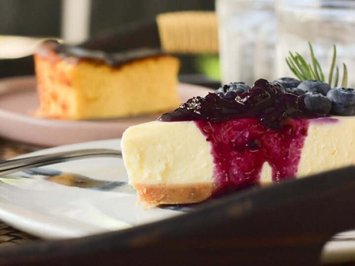 Serniki siostry Anastazji: Tradycyjne przepisy na różnorodne serniki na każdą okazję