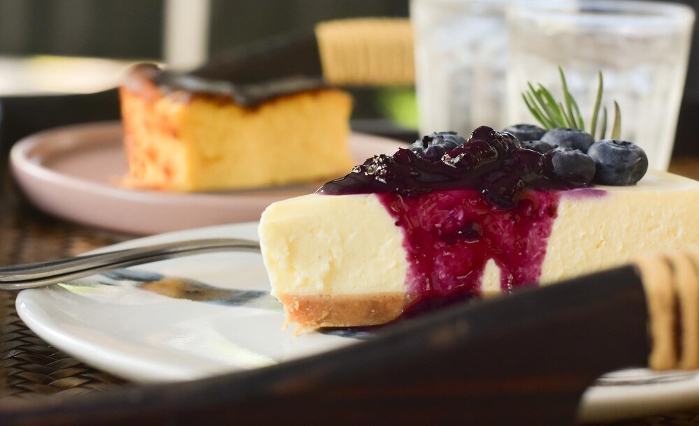 Serniki siostry Anastazji: Tradycyjne przepisy na różnorodne serniki na każdą okazję