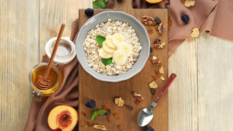 Płatki owsiane – ile kalorii i jak jeść zdrowo
