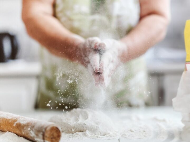 Czym zastąpić mąkę ziemniaczaną – praktyczne zamienniki w kuchni