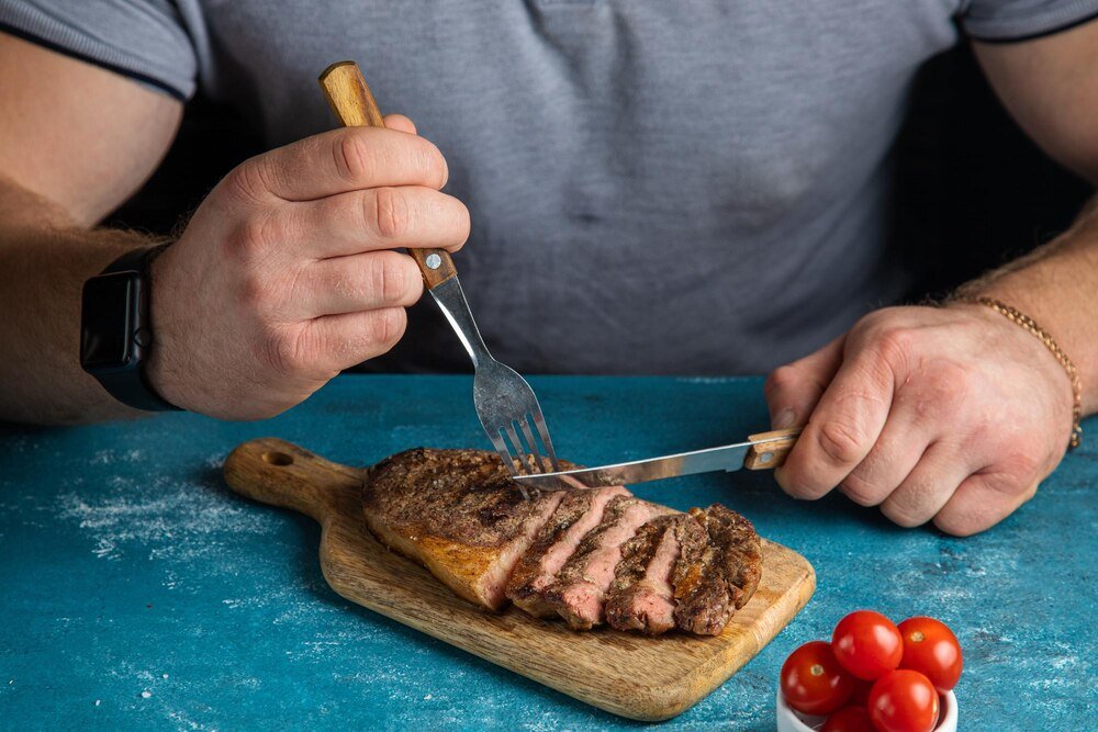 Stopień wysmażenia steka – jak rozpoznać i osiągnąć idealny