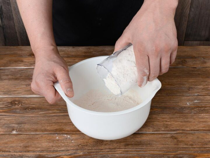 250 g mąki ile to szklanek?