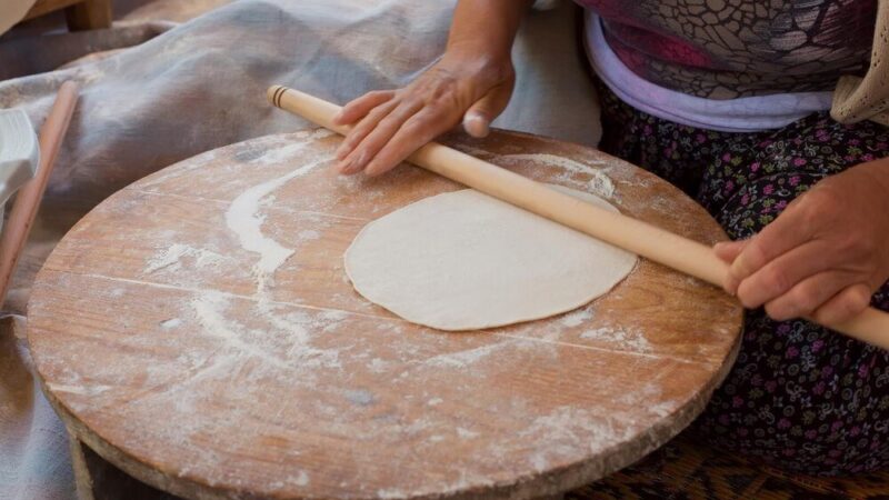 Chleb arabski – jak upiec puszyste pity w domu?