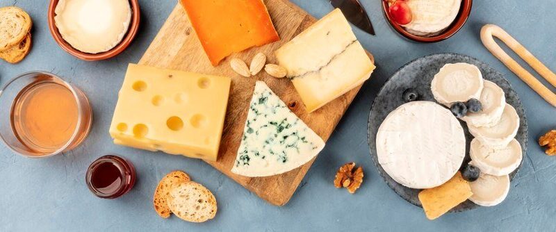 Czym zastąpić parmezan – najlepsze sery i alternatywy