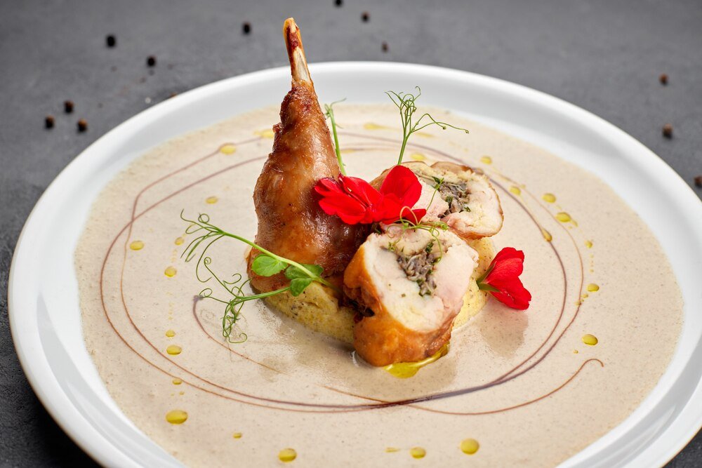 Królik w śmietanie siostry Anastazji – sprawdzony domowy przepis