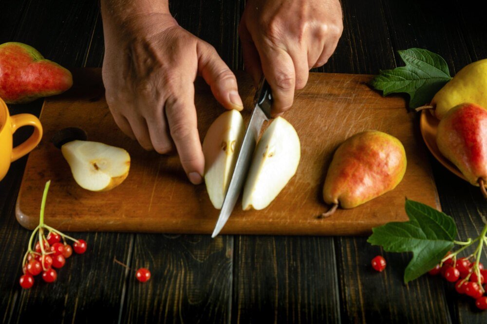 Najlepsze noże kuchenne – jak wybrać zestaw do domu?