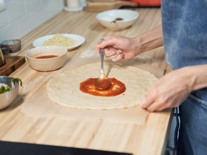 Pizza neapolitańska – oryginalny przepis krok po kroku