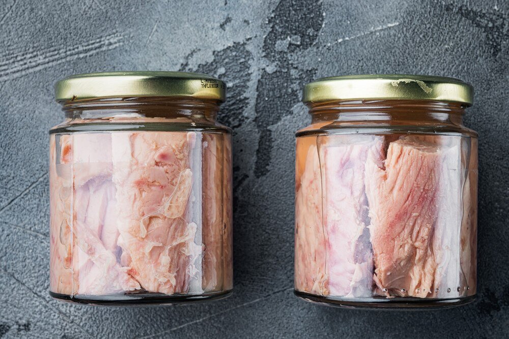 Przepis na mięso w słoikach – domowe konserwy na kanapki