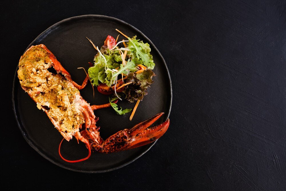 Ile kosztuje homar w restauracji – widełki cenowe i porcje