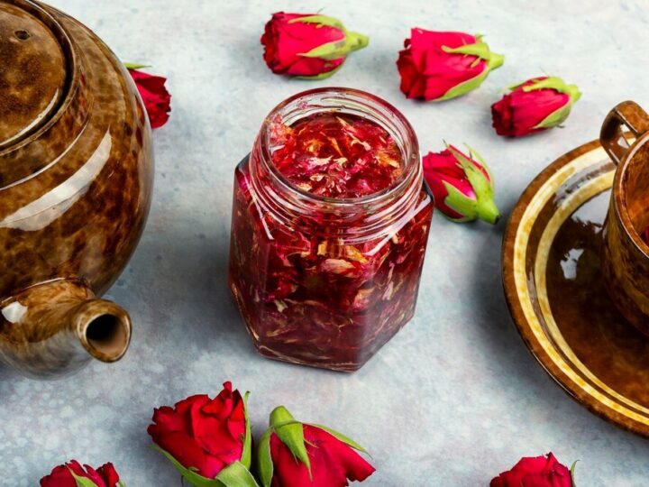 Konfitura z płatków róży – przepis krok po kroku