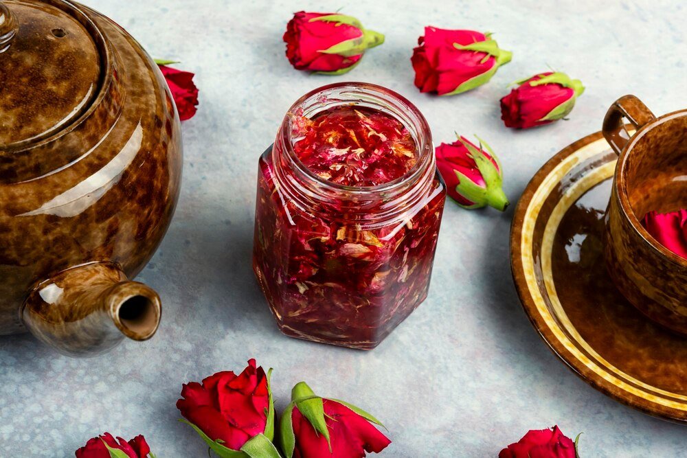 Konfitura z płatków róży – przepis krok po kroku