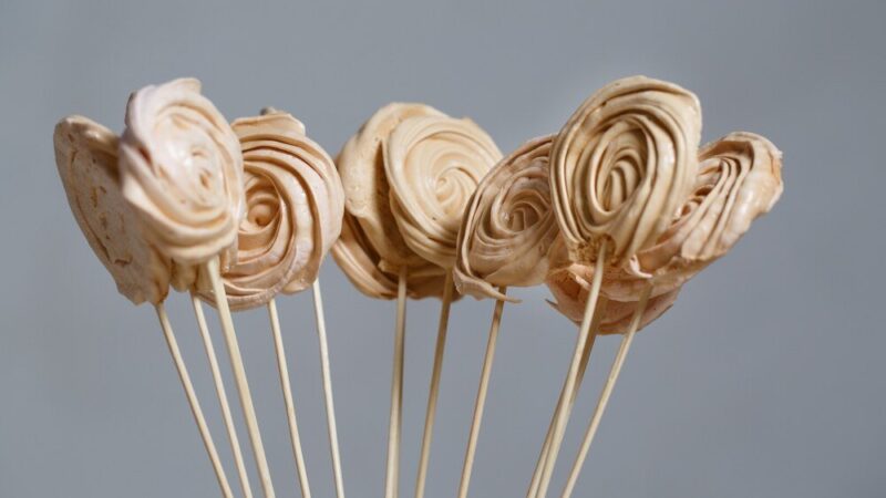 Lizaki bezowe – przepis krok po kroku