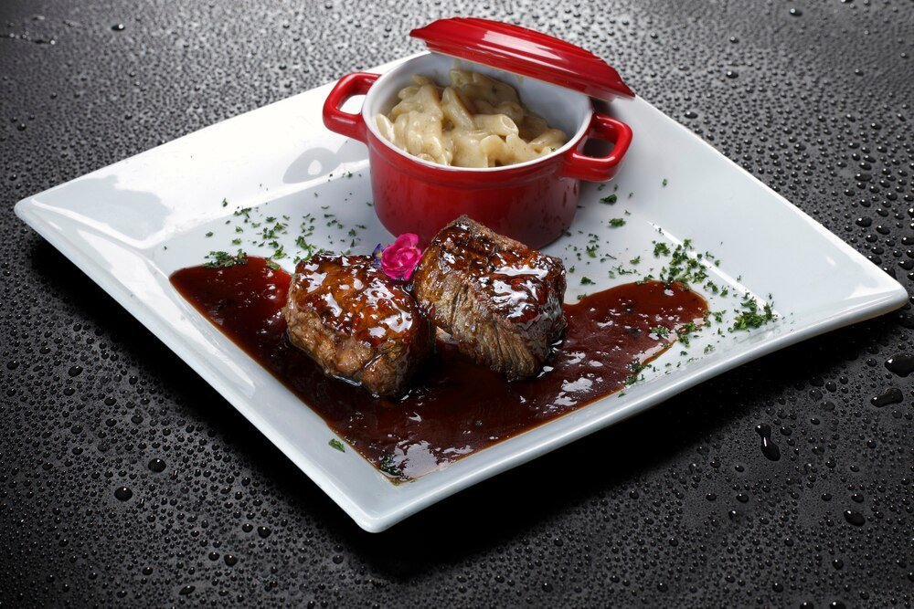 Sos z kostki mięsnej – szybki dodatek do obiadu